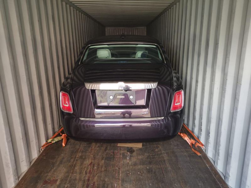 Rolls-Royce Phantom loaded in a shipping container
